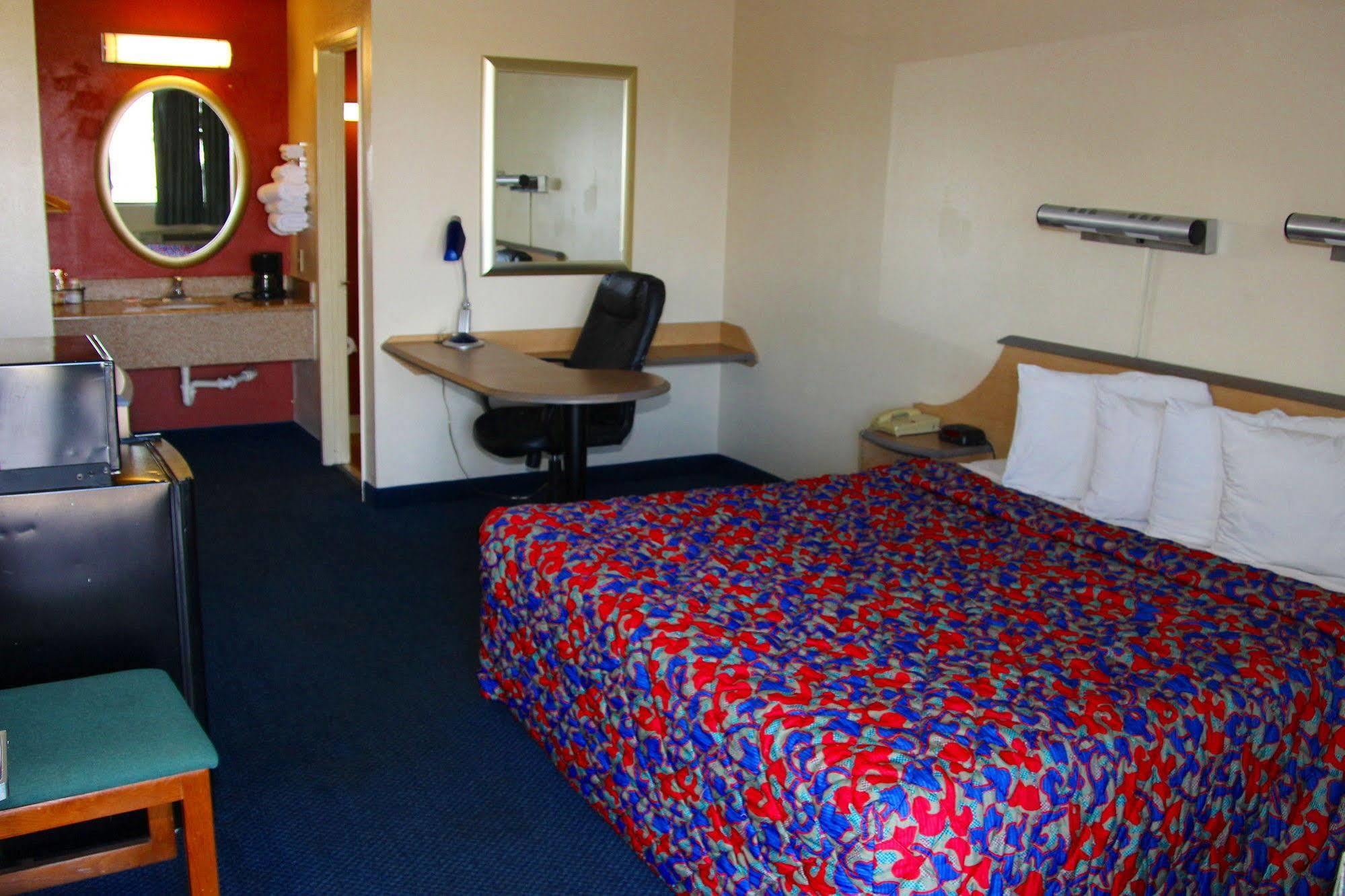 Q Lodging Extended Stay San Antonio Exterior foto